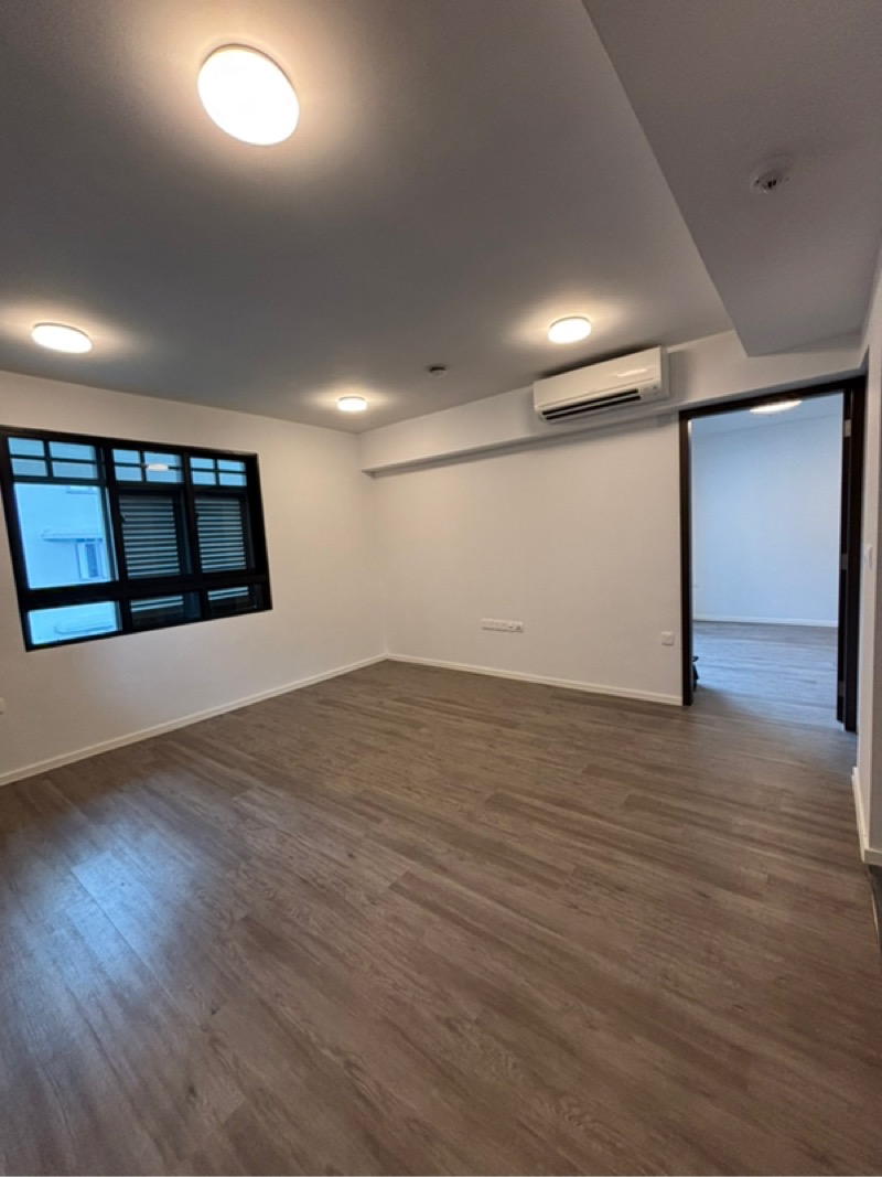 AVENUE SOUTH RESIDENCE 12