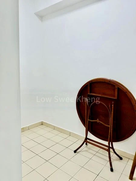 JURONG WEST ST 64 12