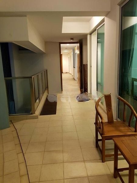 TWIN REGENCY 8
