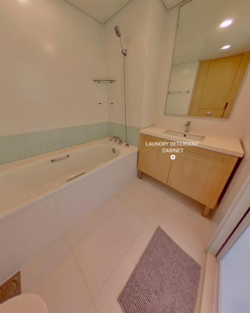 THE SAIL @ MARINA BAY 37