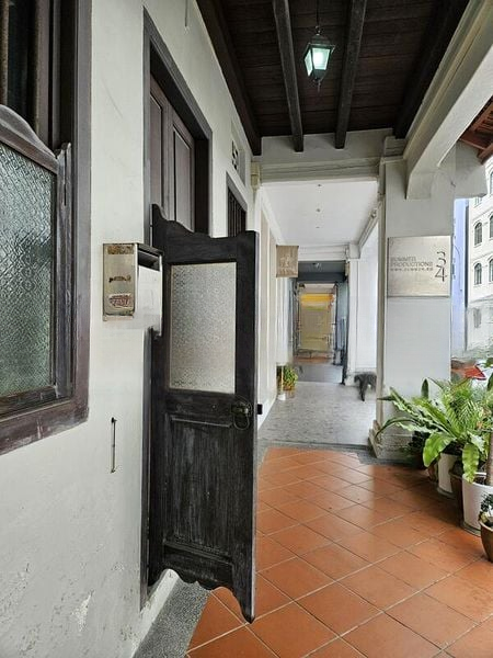 TIONG BAHRU ESTATE 2