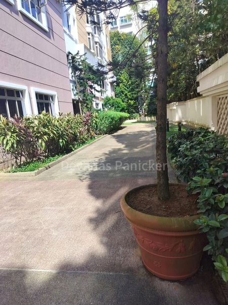 SHERWOOD CONDOMINIUM 10