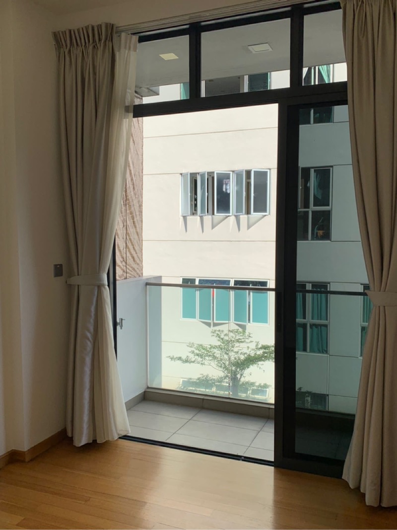 THE SERENNO 9
