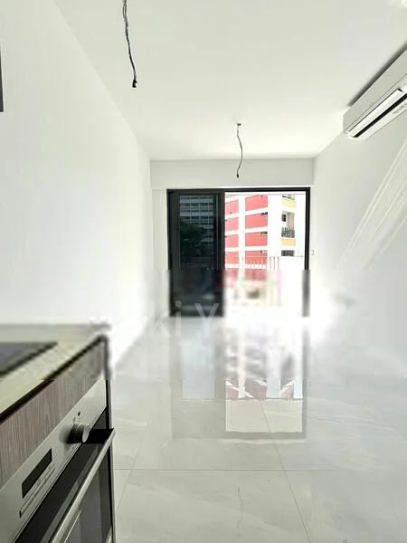 RIVERFRONT RESIDENCES 3