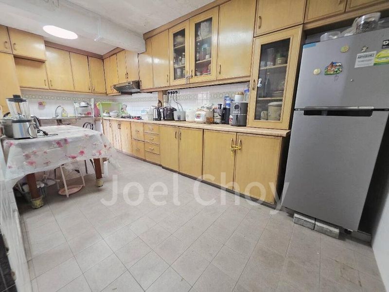 SPOTTISWOODE PARK 12