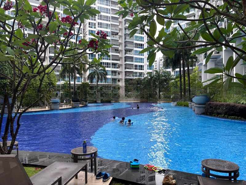 THE TAMPINES TRILLIANT 8