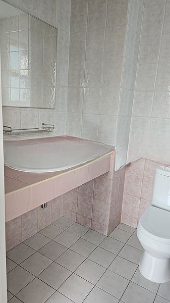 GRAND CHATEAU 9