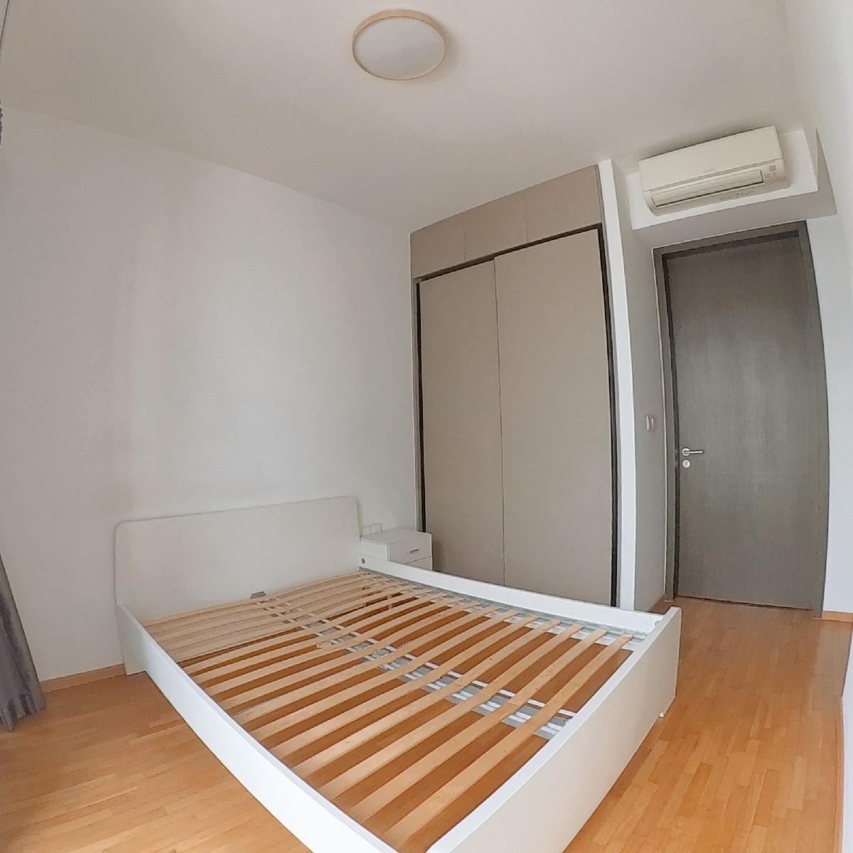 THE CLEMENT CANOPY 11