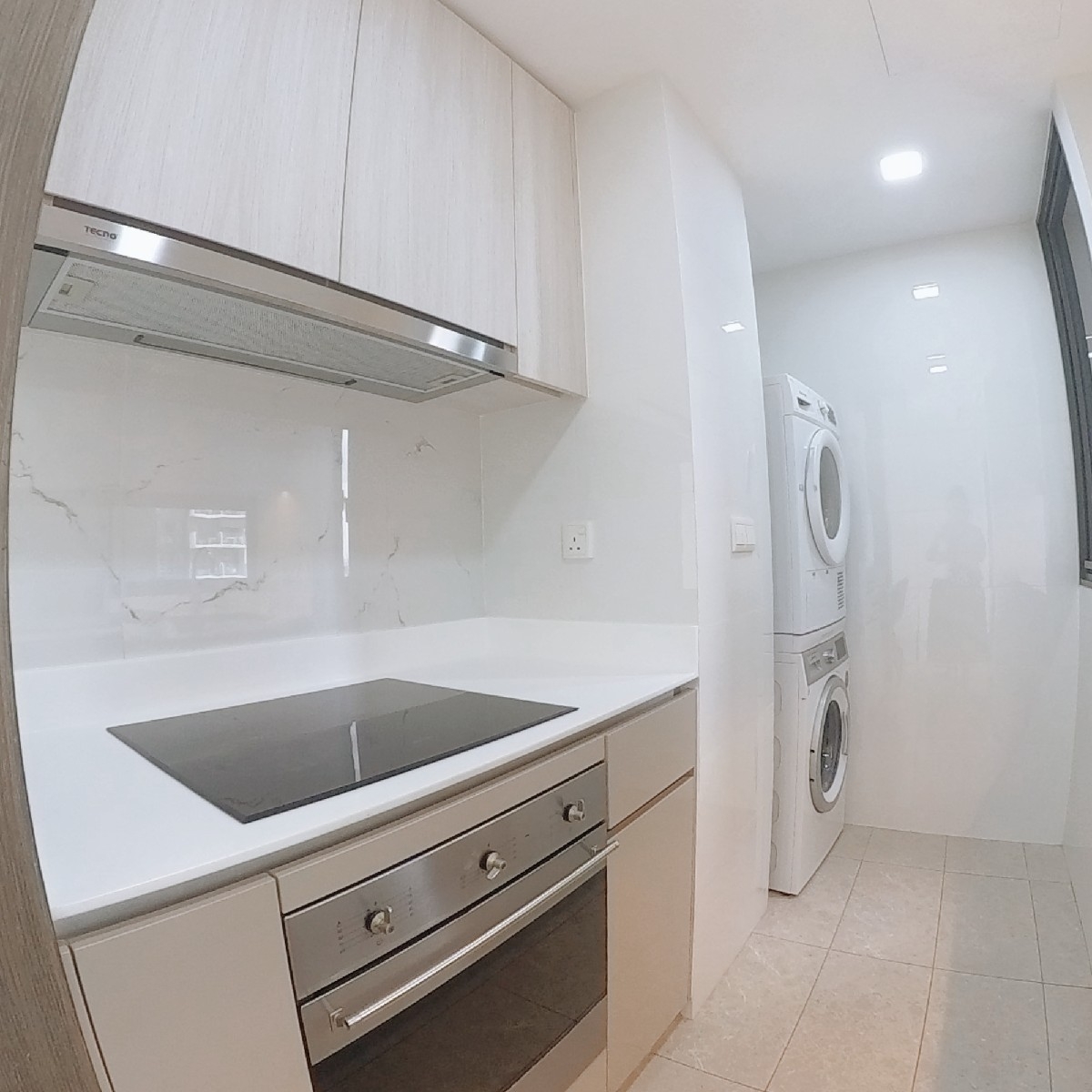 THE CLEMENT CANOPY 23