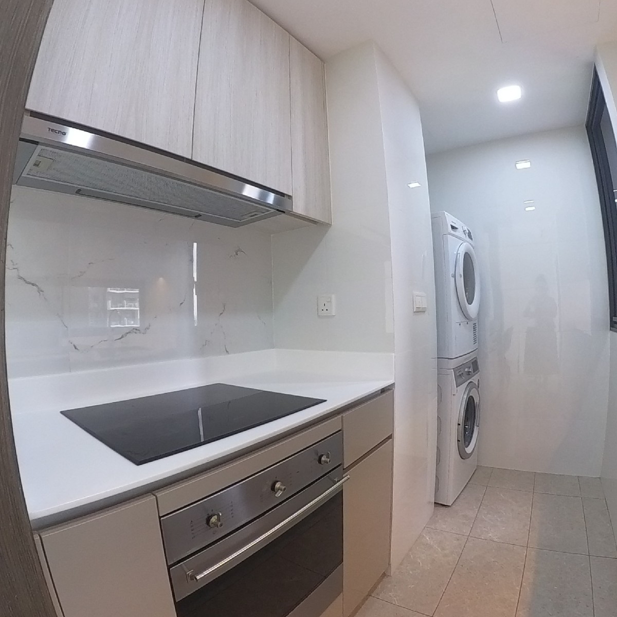 THE CLEMENT CANOPY 24