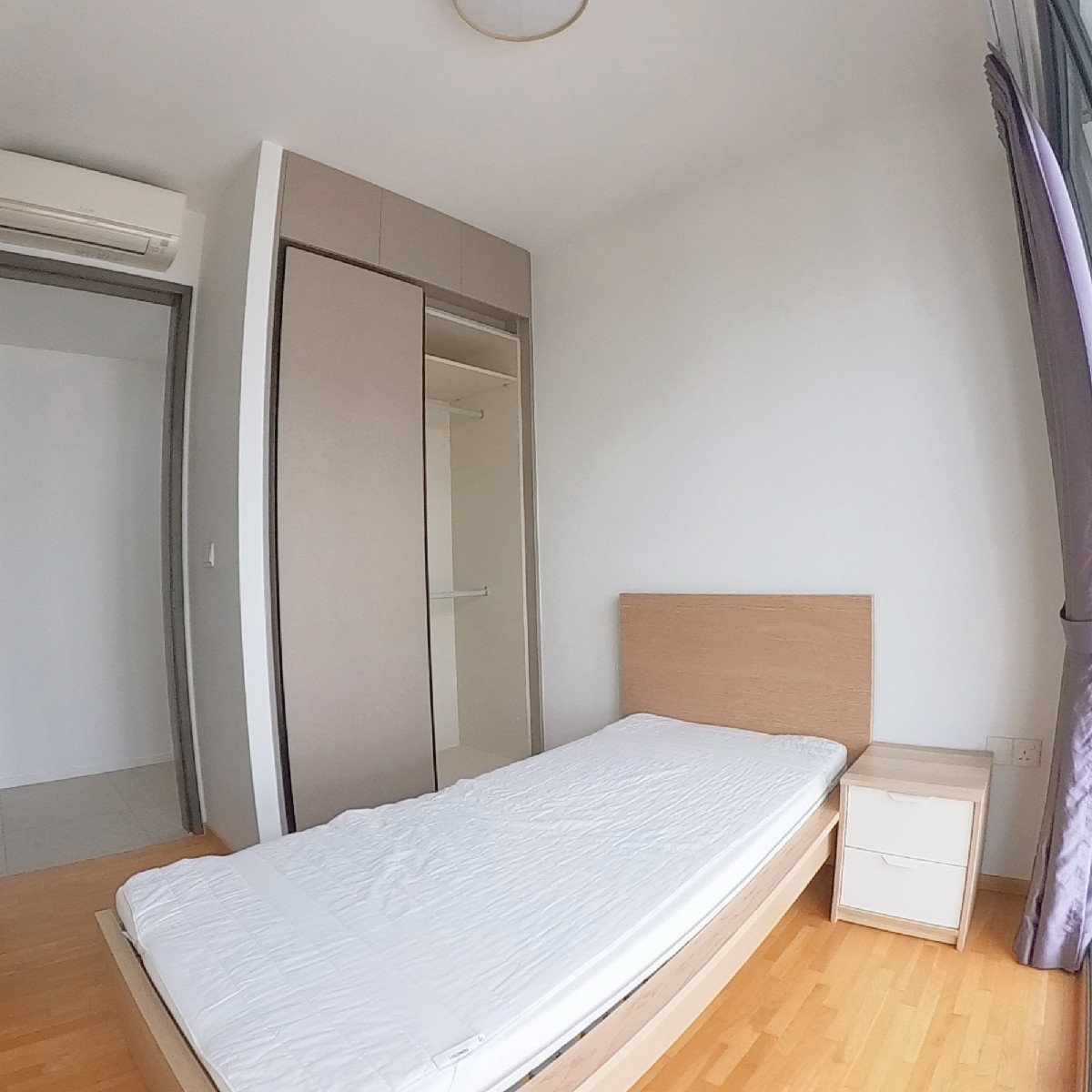 THE CLEMENT CANOPY 5