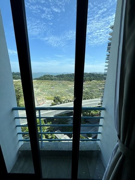 HARBOUR VIEW TOWERS 4
