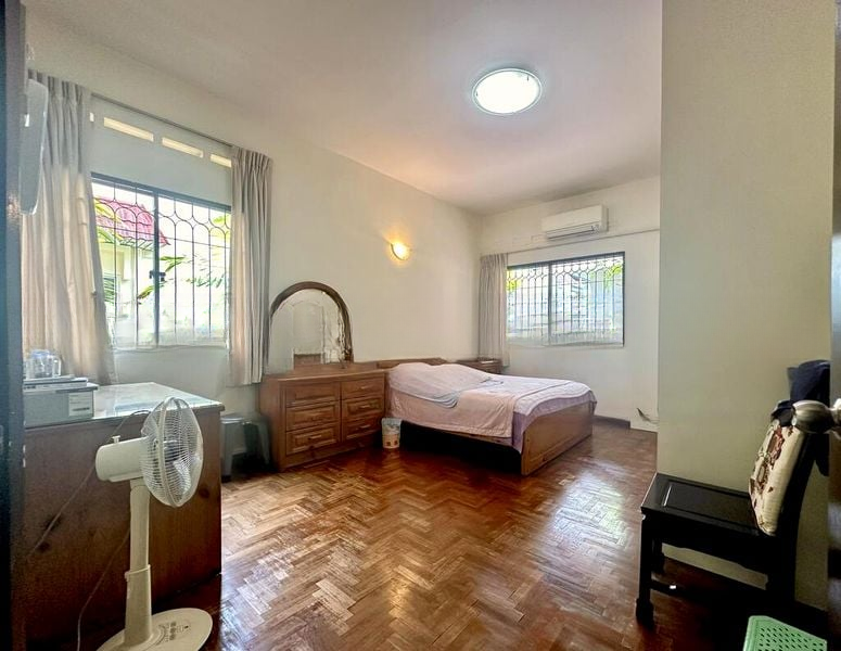 PRINCESS OF WALES PARK 9