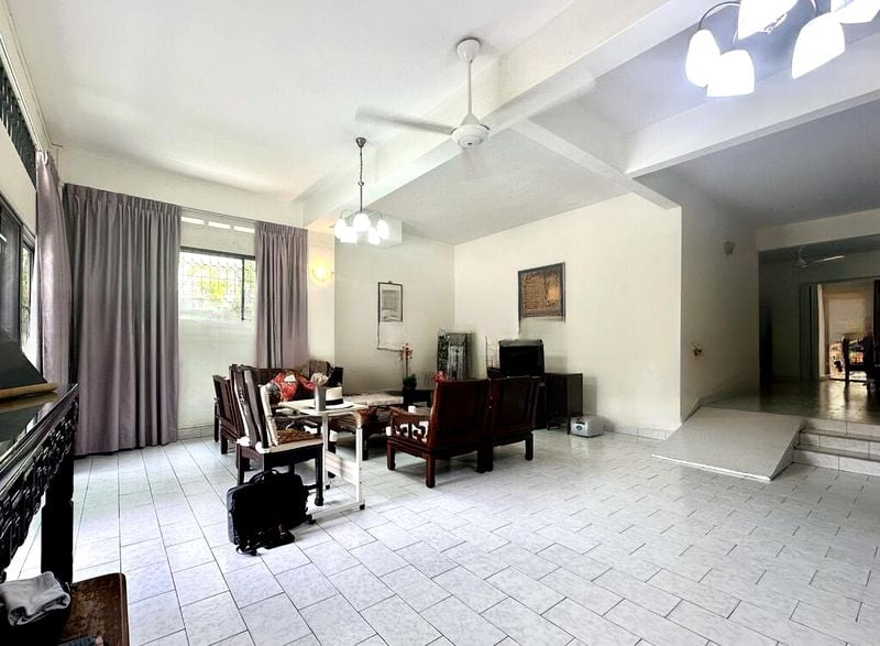 PRINCESS OF WALES PARK 6