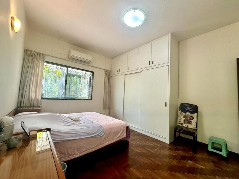 PRINCESS OF WALES PARK 13