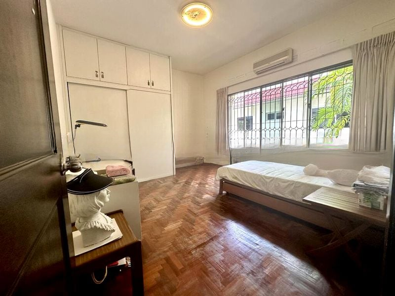 PRINCESS OF WALES PARK 11