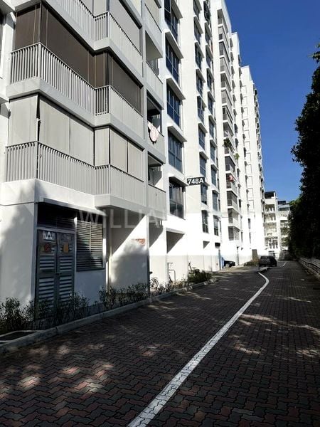 BEDOK RESERVOIR CRES 2