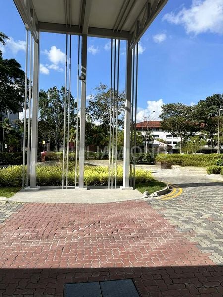 BEDOK RESERVOIR CRES 8