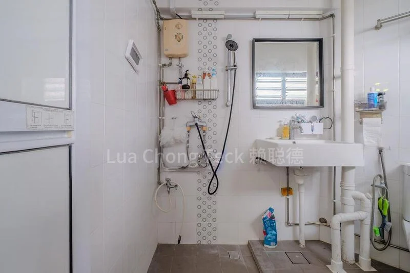 GEYLANG EAST AVE 1 8