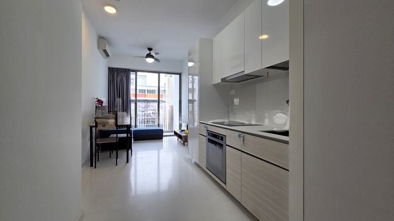 TRE RESIDENCES 6