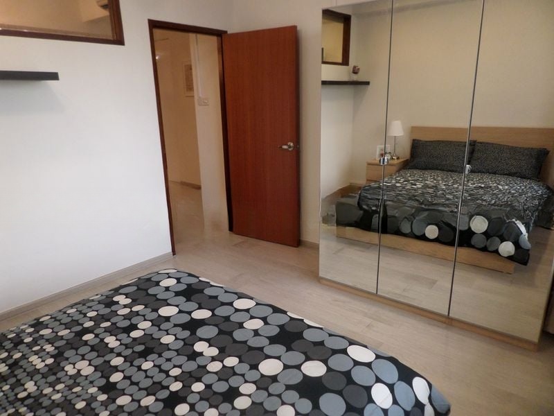 INTERNATIONAL PLAZA 13