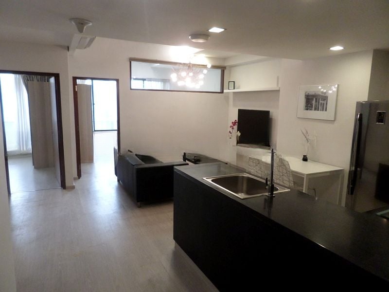 INTERNATIONAL PLAZA 2