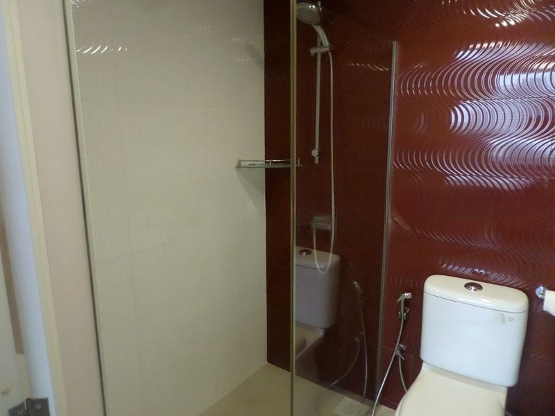 INTERNATIONAL PLAZA 11