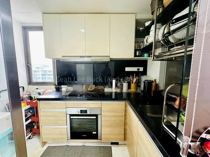 THE SHORE RESIDENCES 7