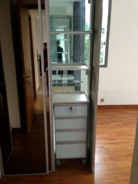 THE SHORE RESIDENCES 8