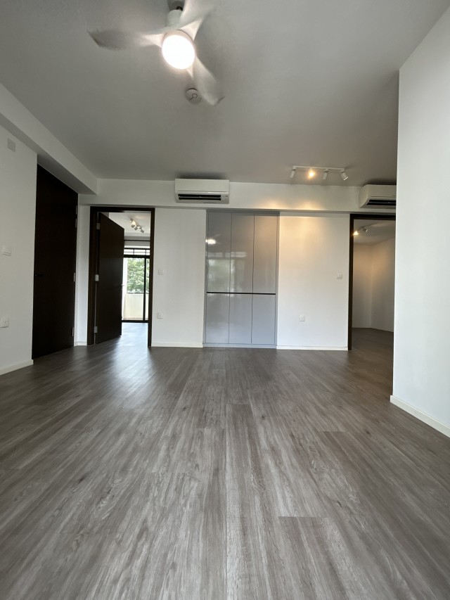 AVENUE SOUTH RESIDENCE 13