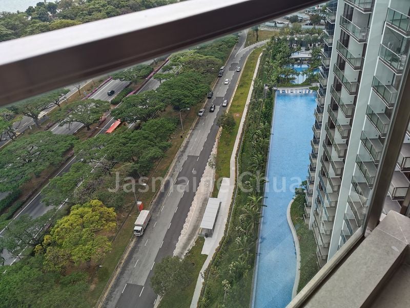 SEASIDE RESIDENCES 8