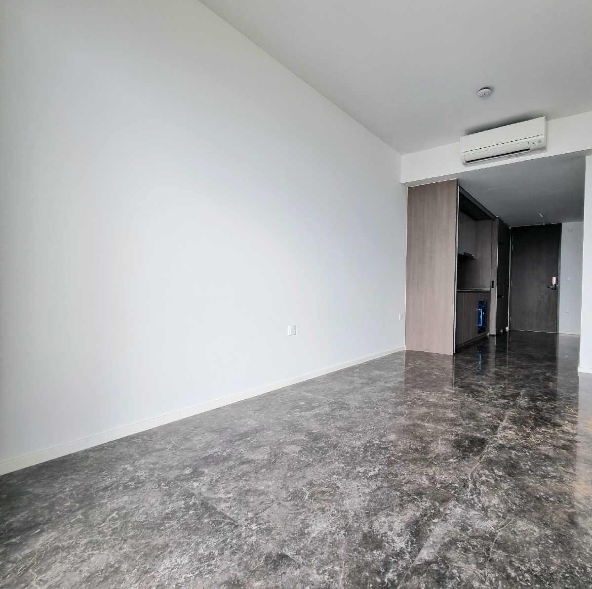 AVENUE SOUTH RESIDENCE 23