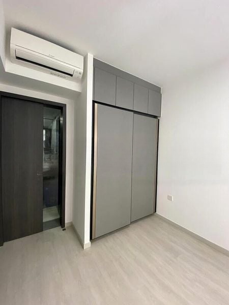 RIVERFRONT RESIDENCES 2