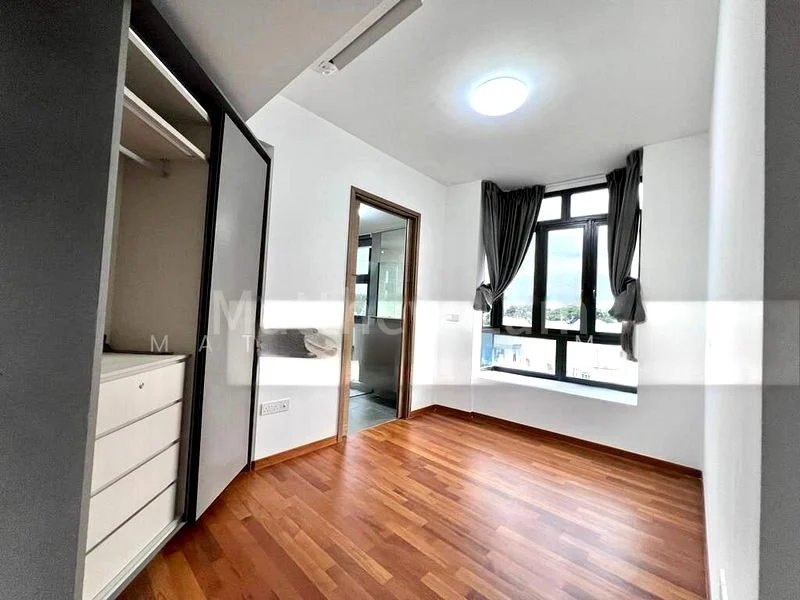 PARKWOOD RESIDENCES 5