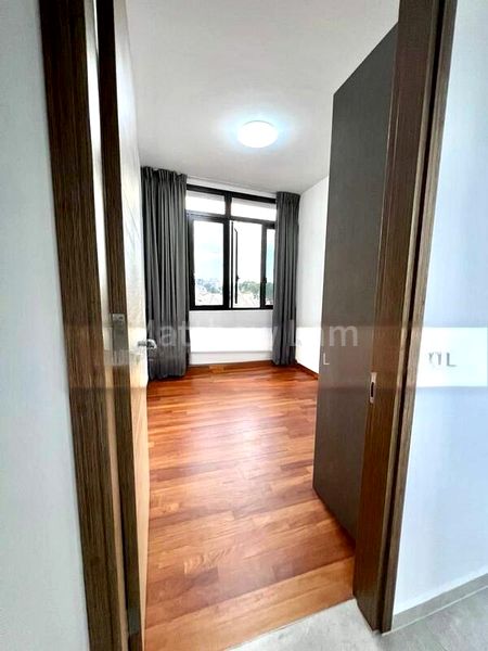 PARKWOOD RESIDENCES 9