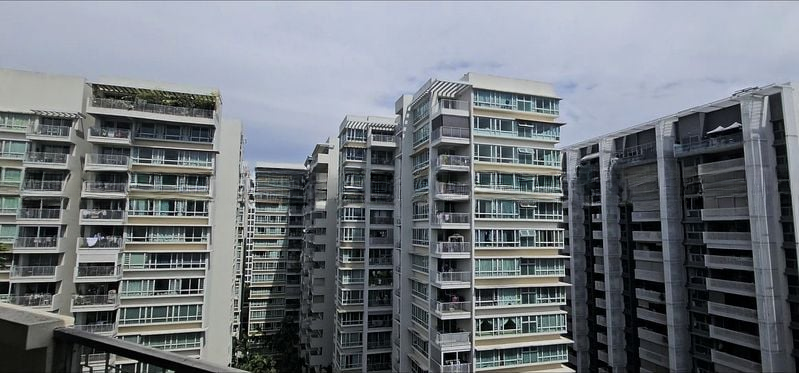 LAKEPOINT CONDOMINIUM 7