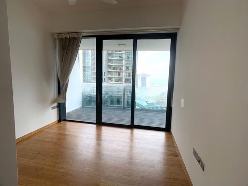 MARINA BAY SUITES 6