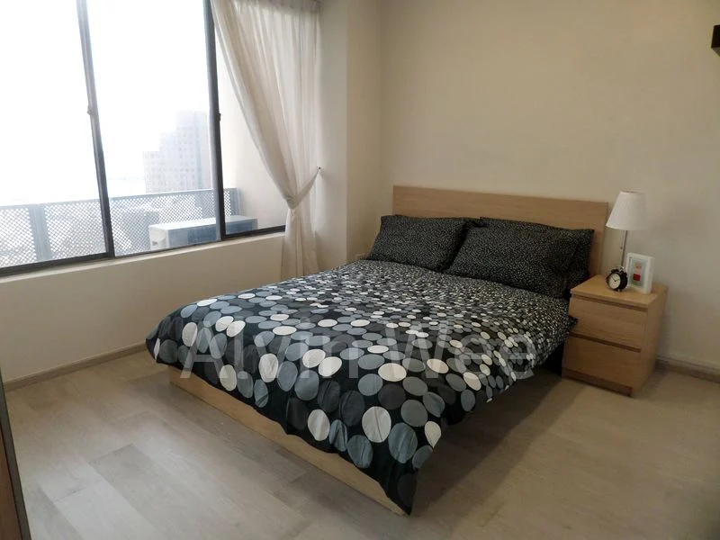 INTERNATIONAL PLAZA 12