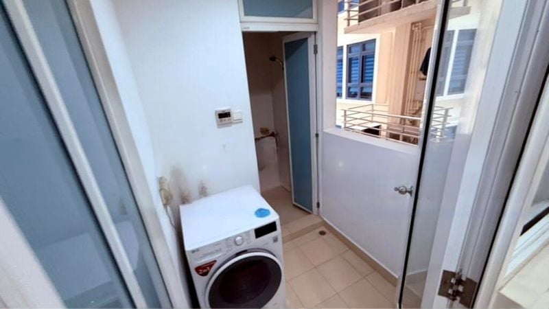 CITY SQUARE RESIDENCES 8