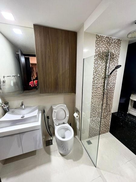 REGENT RESIDENCES 6
