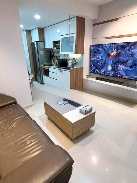 REGENT RESIDENCES 7