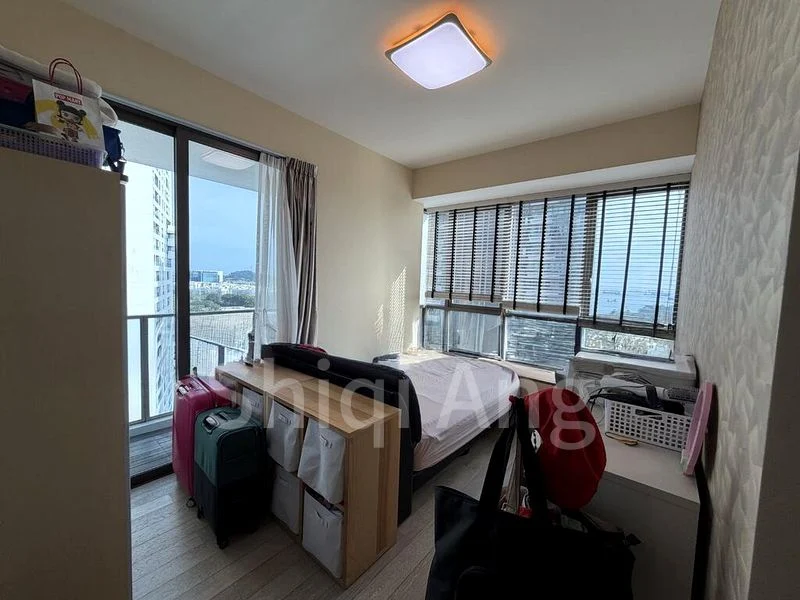 SKYLINE RESIDENCES 4