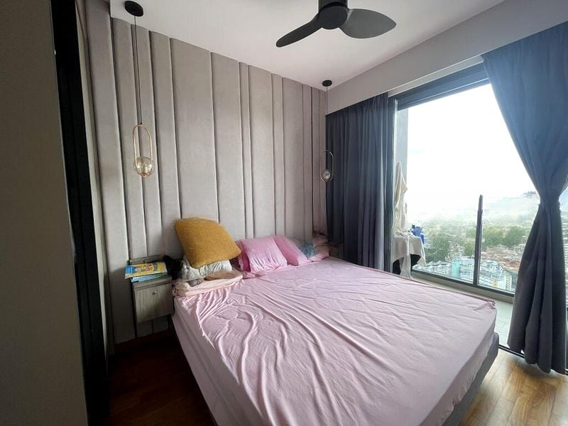 STIRLING RESIDENCES 9