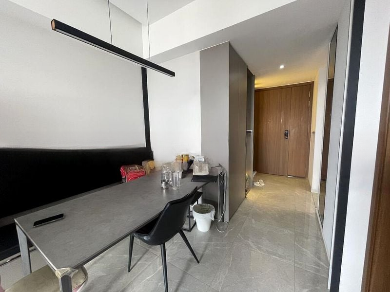 STIRLING RESIDENCES 6