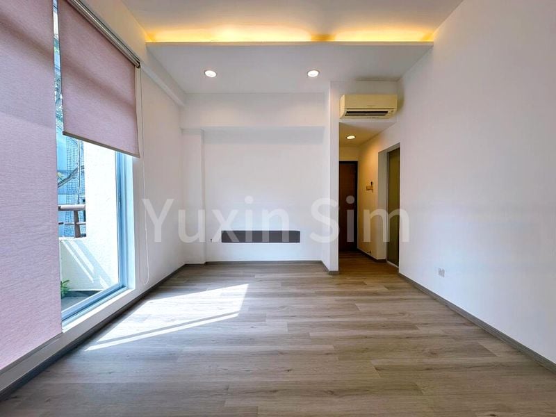 LANDRIDGE CONDOMINIUM 4