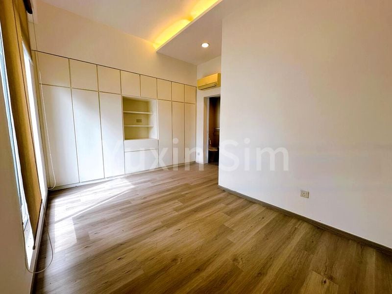 LANDRIDGE CONDOMINIUM 6