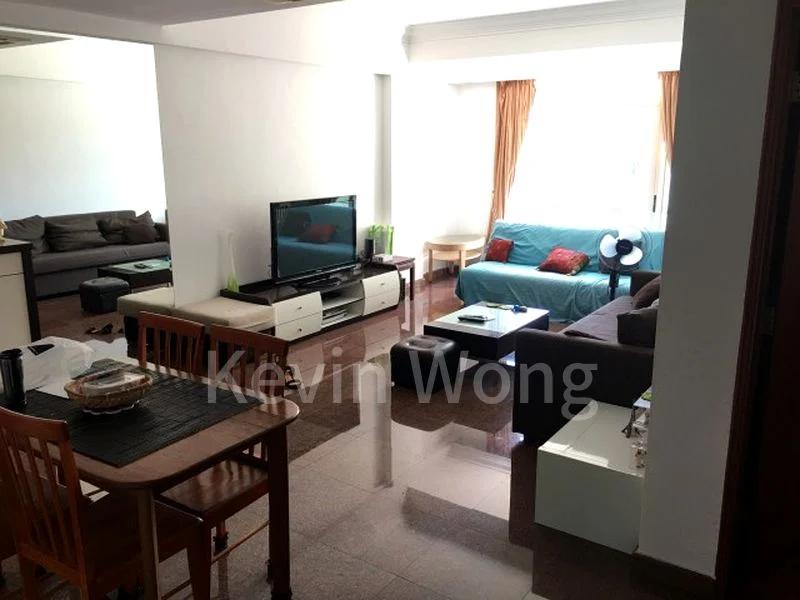 LE HILL CONDOMINIUM 4