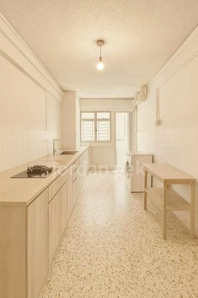 ANG MO KIO AVE 10 13