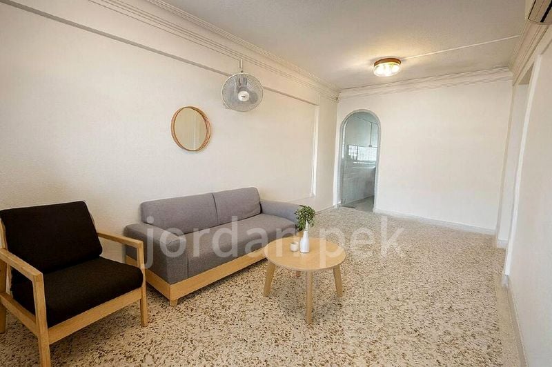 ANG MO KIO AVE 10 15