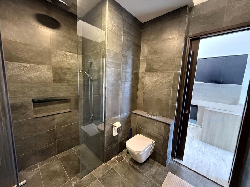 GRANDEUR PARK RESIDENCES 11